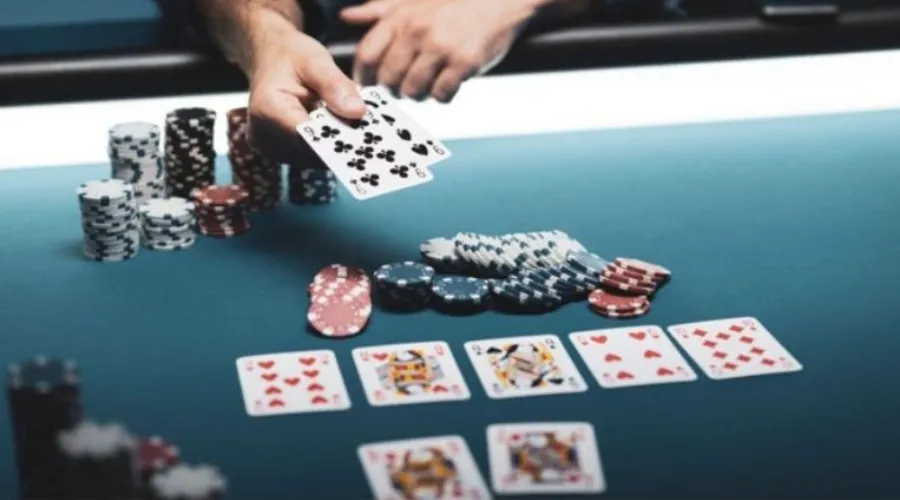 Quy tắc chơi xì tố hiện nay